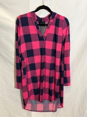 Women’s Pink and Navy Plaid V-Neck Tunic Top